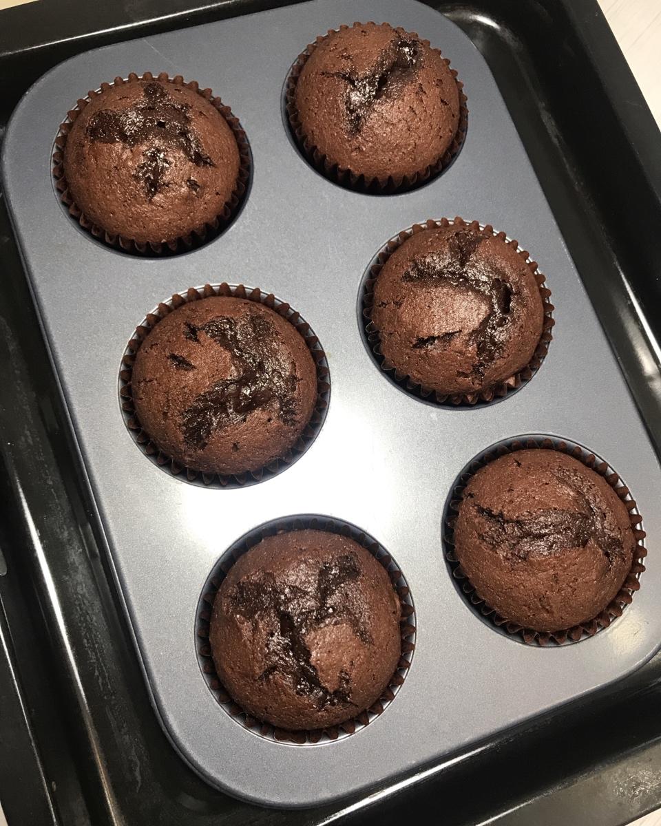 布朗尼杯子蛋糕