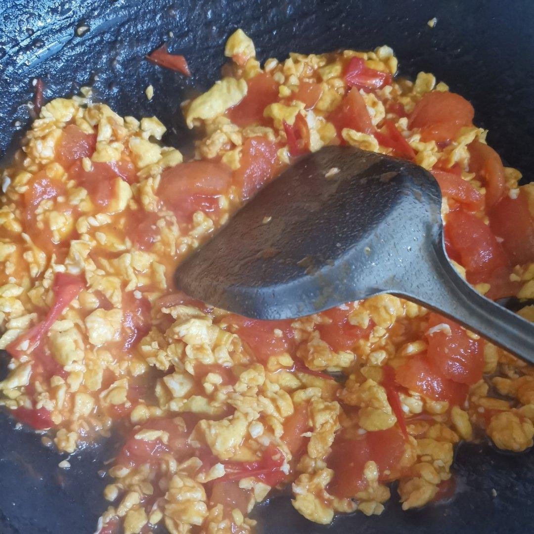 孩子最爱的（适合拌饭）的番茄炒蛋