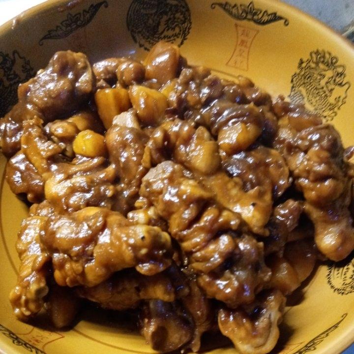 红烧鸡块炖土豆