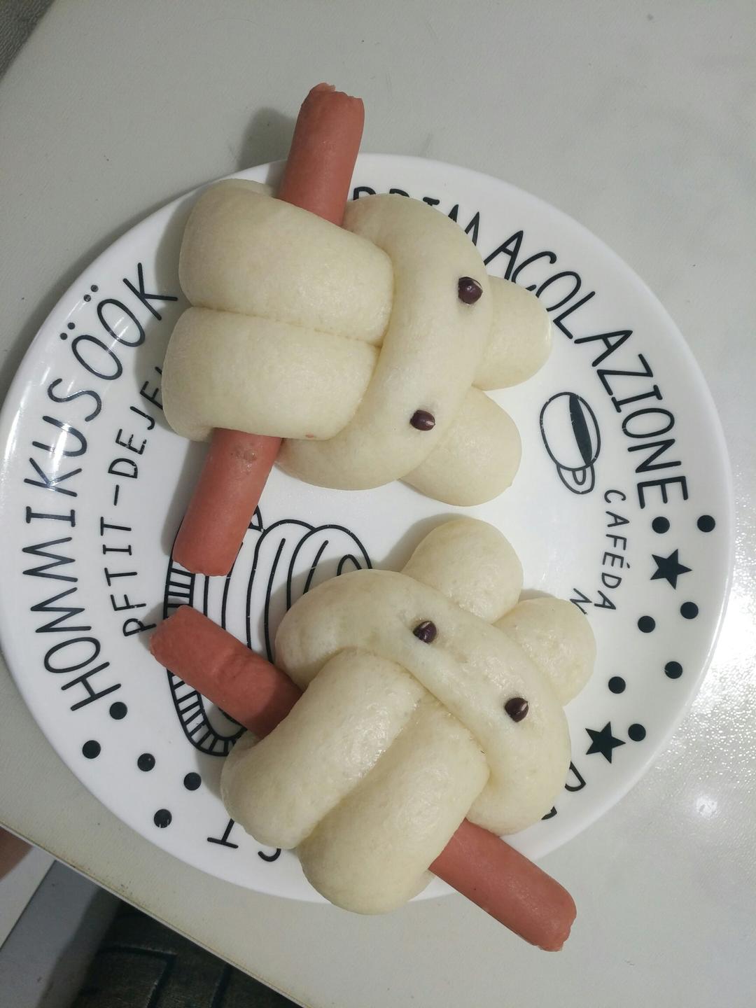 香肠兔子馒头卷