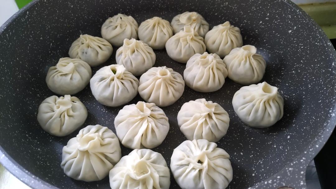 简易生煎包/锅贴（饺子皮版）