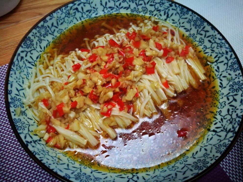 蒜蓉蒸金针菇