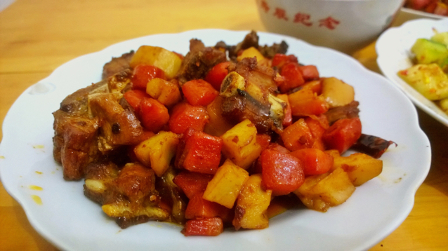 胡萝卜烧排骨