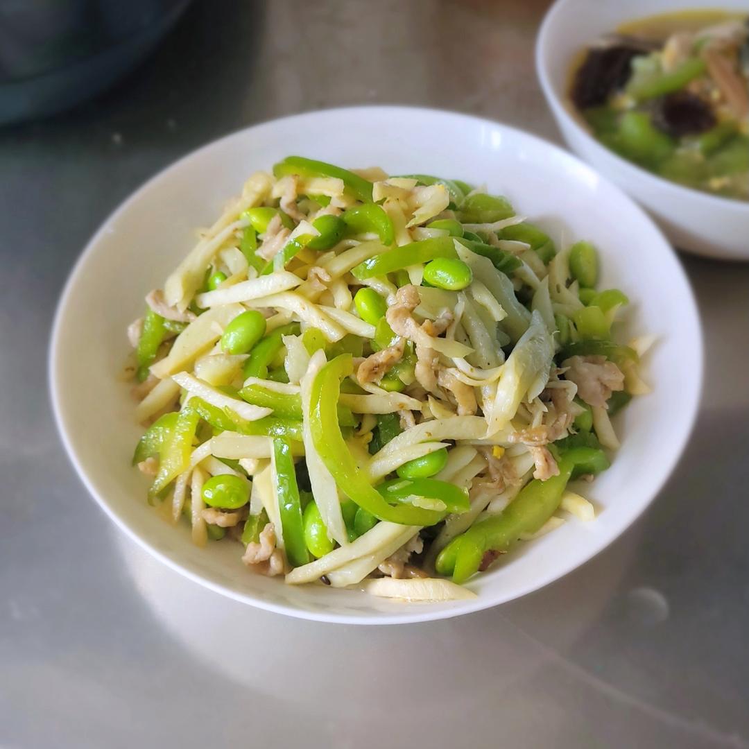 茭白青椒肉丝炒毛豆
