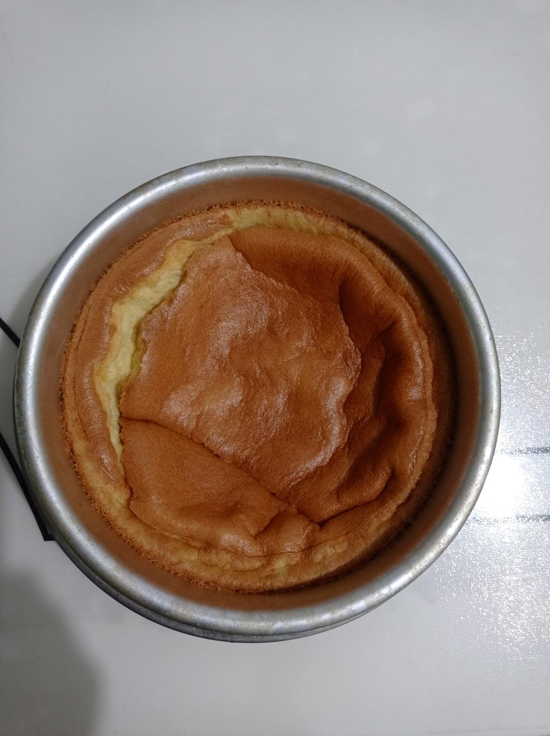 六寸奶油蛋糕（雀巢淡奶油百分百打发）