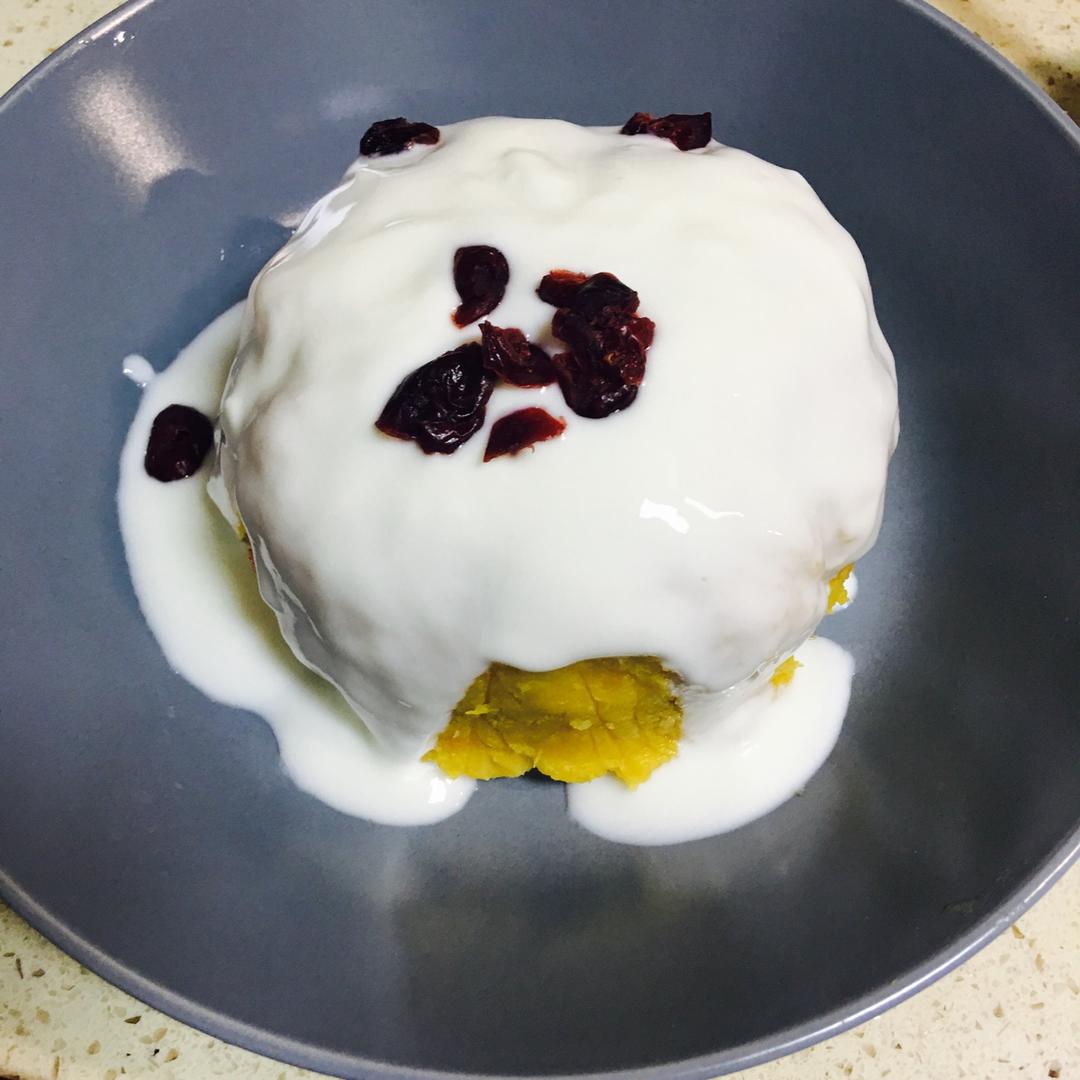 vivi小小若做的酸奶红薯泥