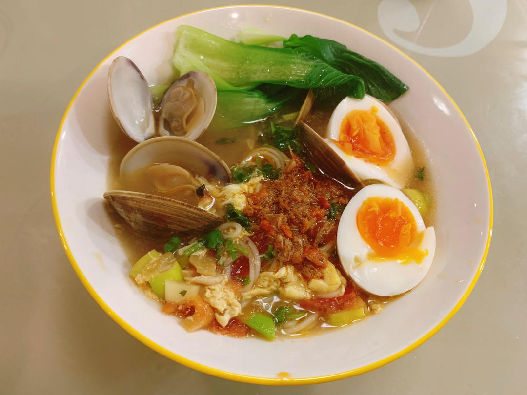 海鲜面番茄鸡蛋面蟹黄面