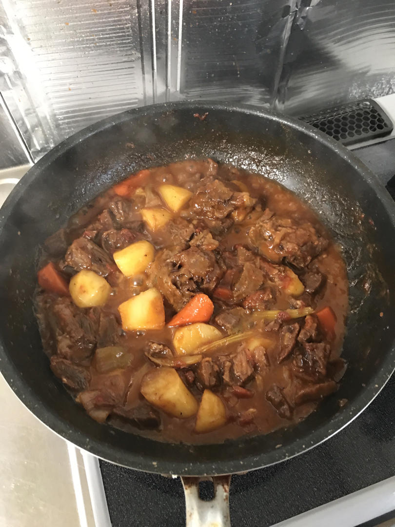 番茄牛尾烩土豆