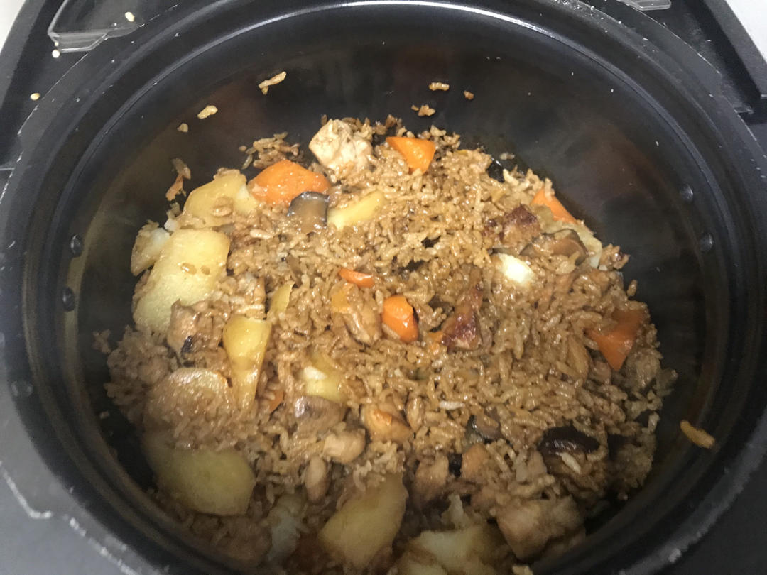 香菇鸡肉饭