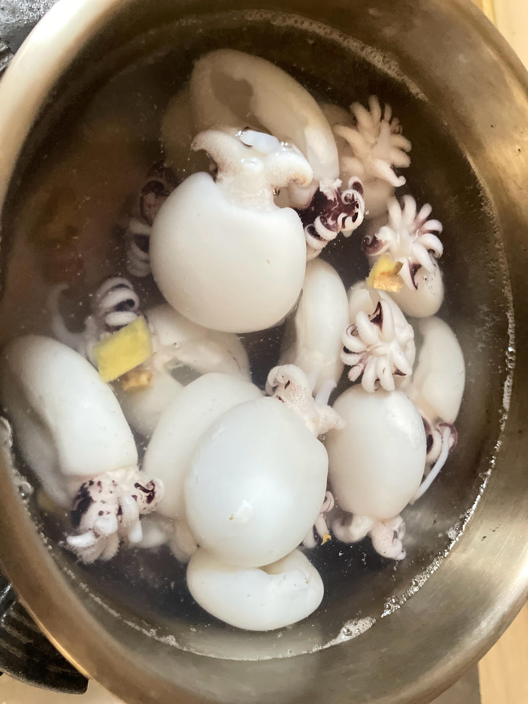 豆瓣酱爆墨鱼仔