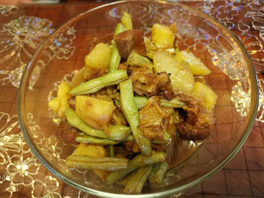 土豆炖牛肉