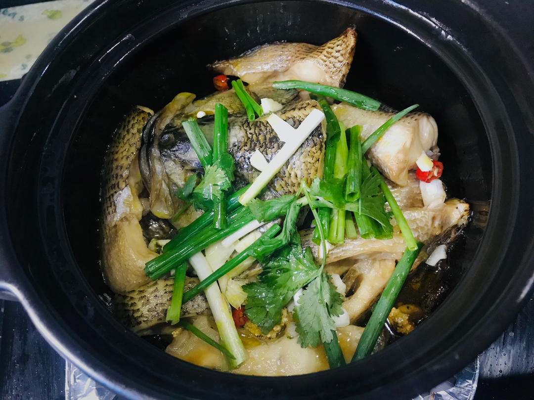 葱香焗鲈鱼