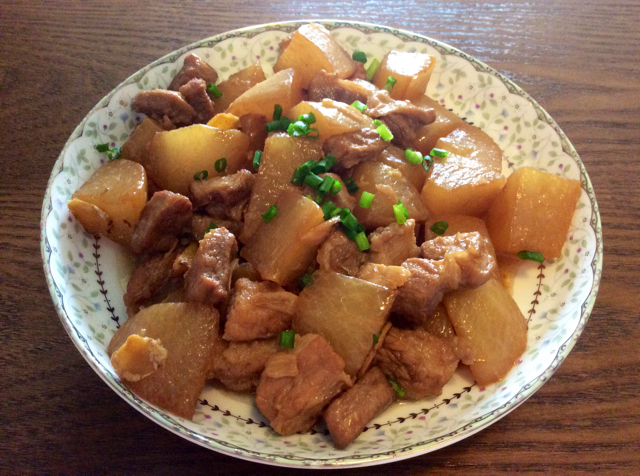萝卜烧肉