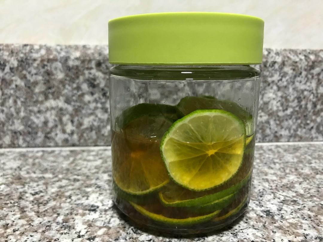 自制青柠蜂蜜茶
