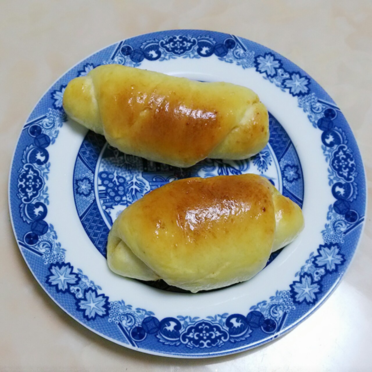 黄油面包卷