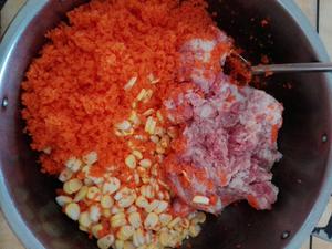 胡萝卜玉米粒猪肉馅饺子的做法 步骤4