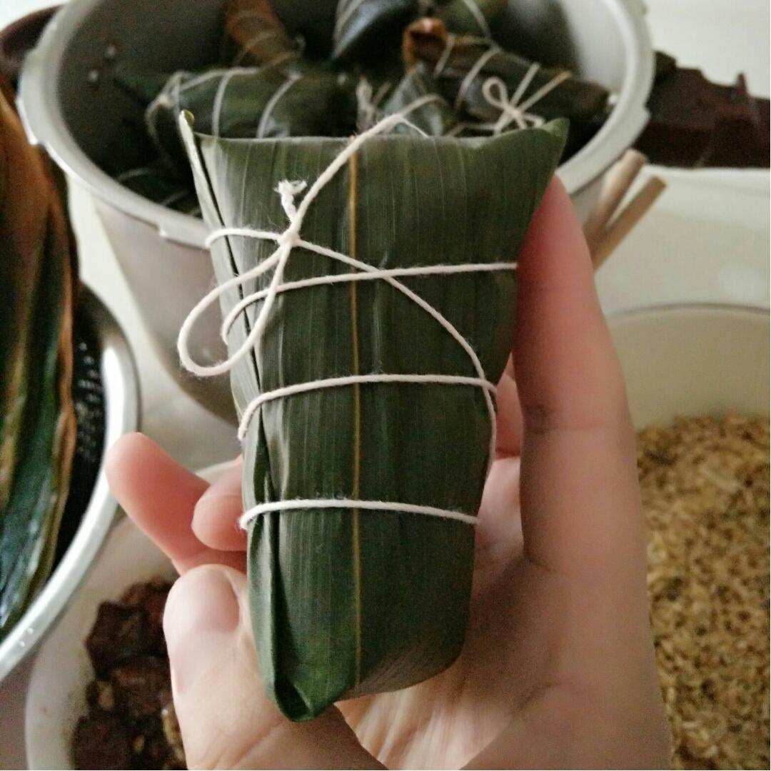 江西豆妈做的四角长粽子的包法(有视频)