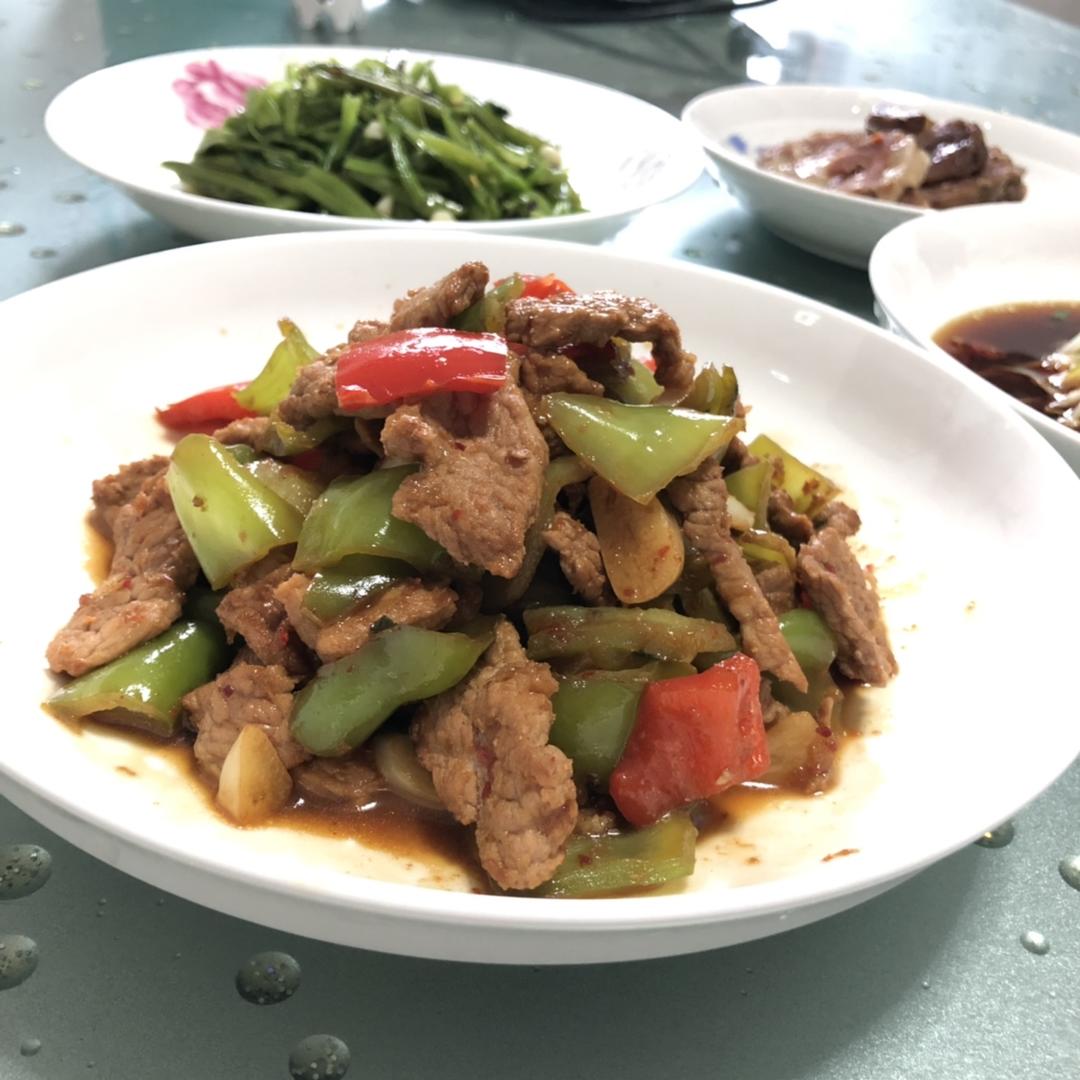 青椒炒肉