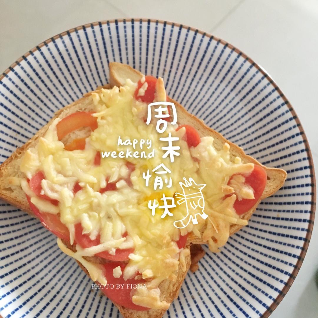 鸡蛋火腿烤吐司