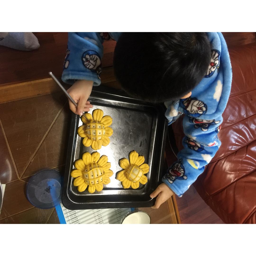 向日葵豆沙面包