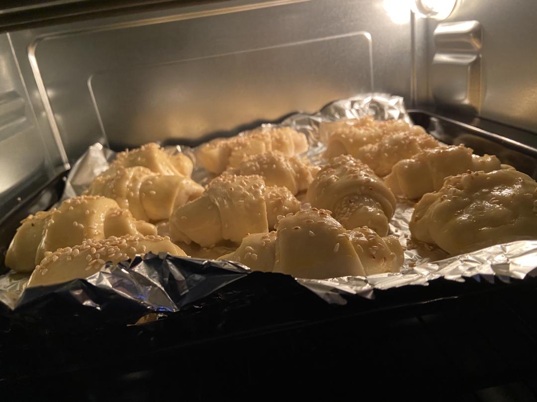 手揉小小牛角包🥐（牛奶面包配方）