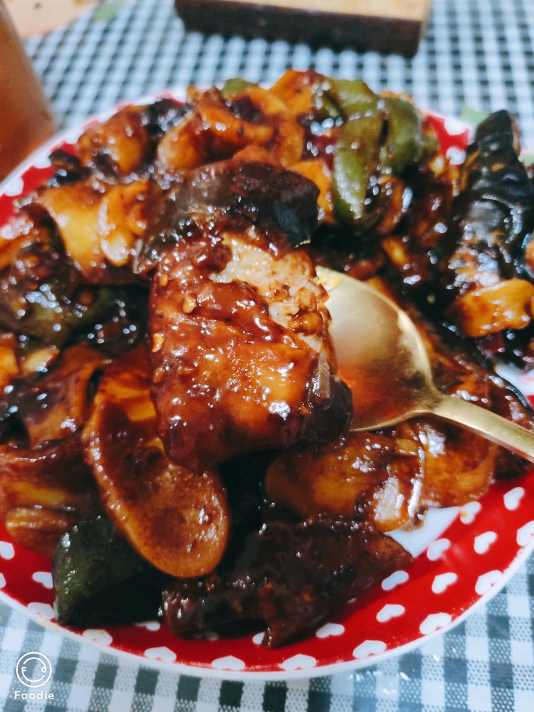 本帮烧法：红烧鮰鱼（江团）超下饭：一块鱼让你吃下一碗饭的美味