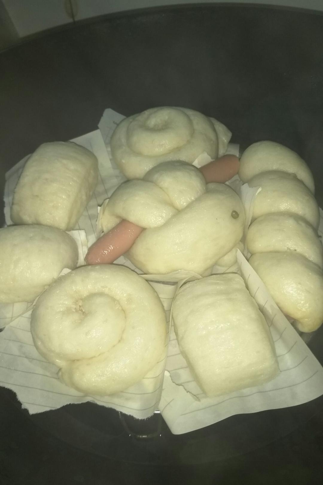 香肠兔子馒头卷