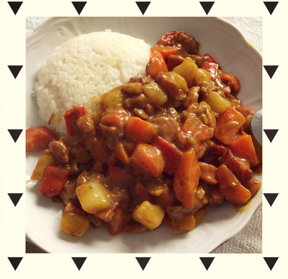 咖喱鸡块饭