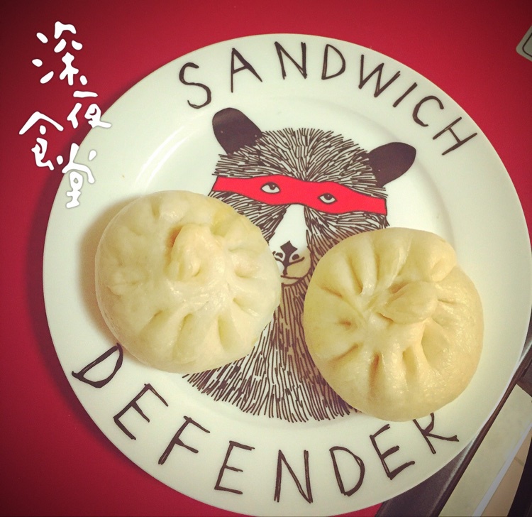 鲜美多汁的洋葱牛肉包子