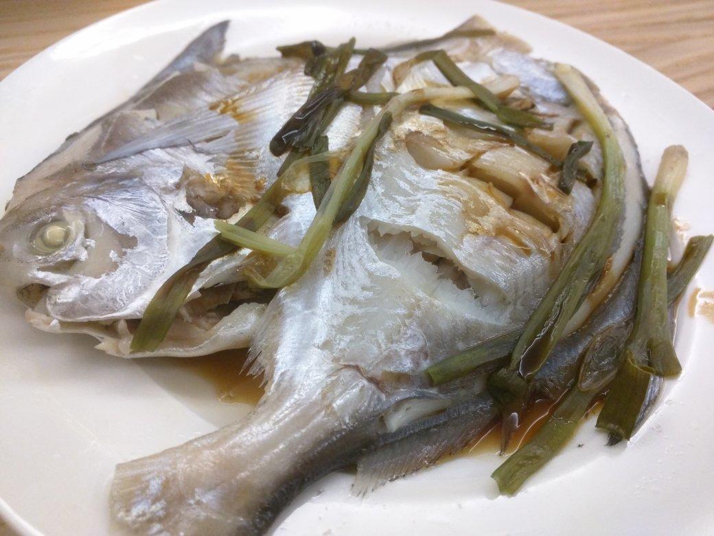 清蒸鲳鱼