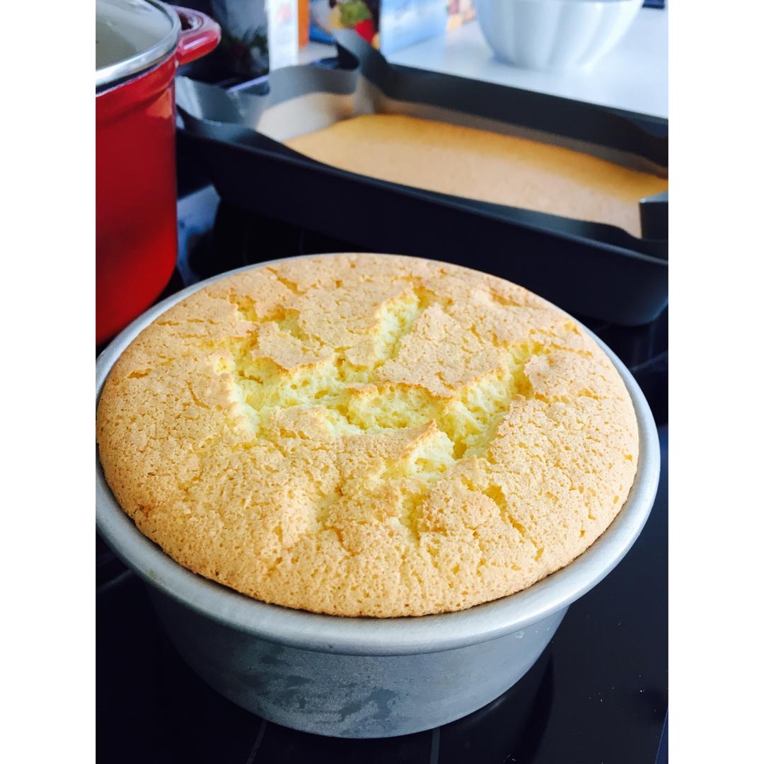 比戚风还要柔软Q弹的海绵蛋糕