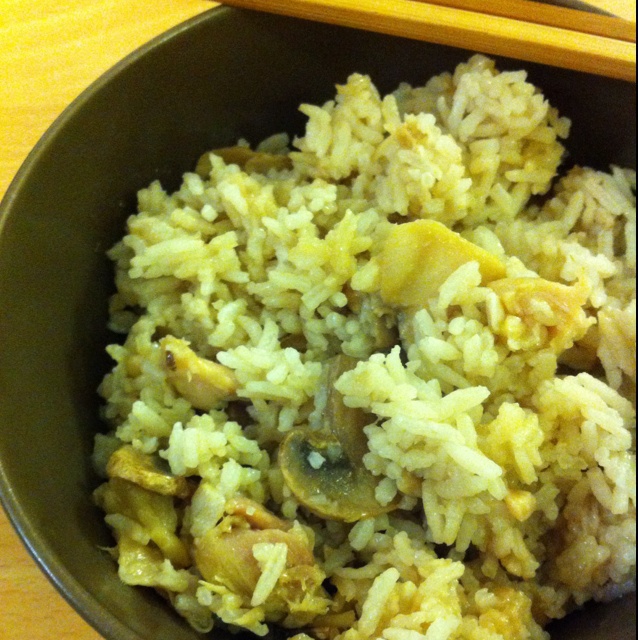 香菇滑鸡焖饭