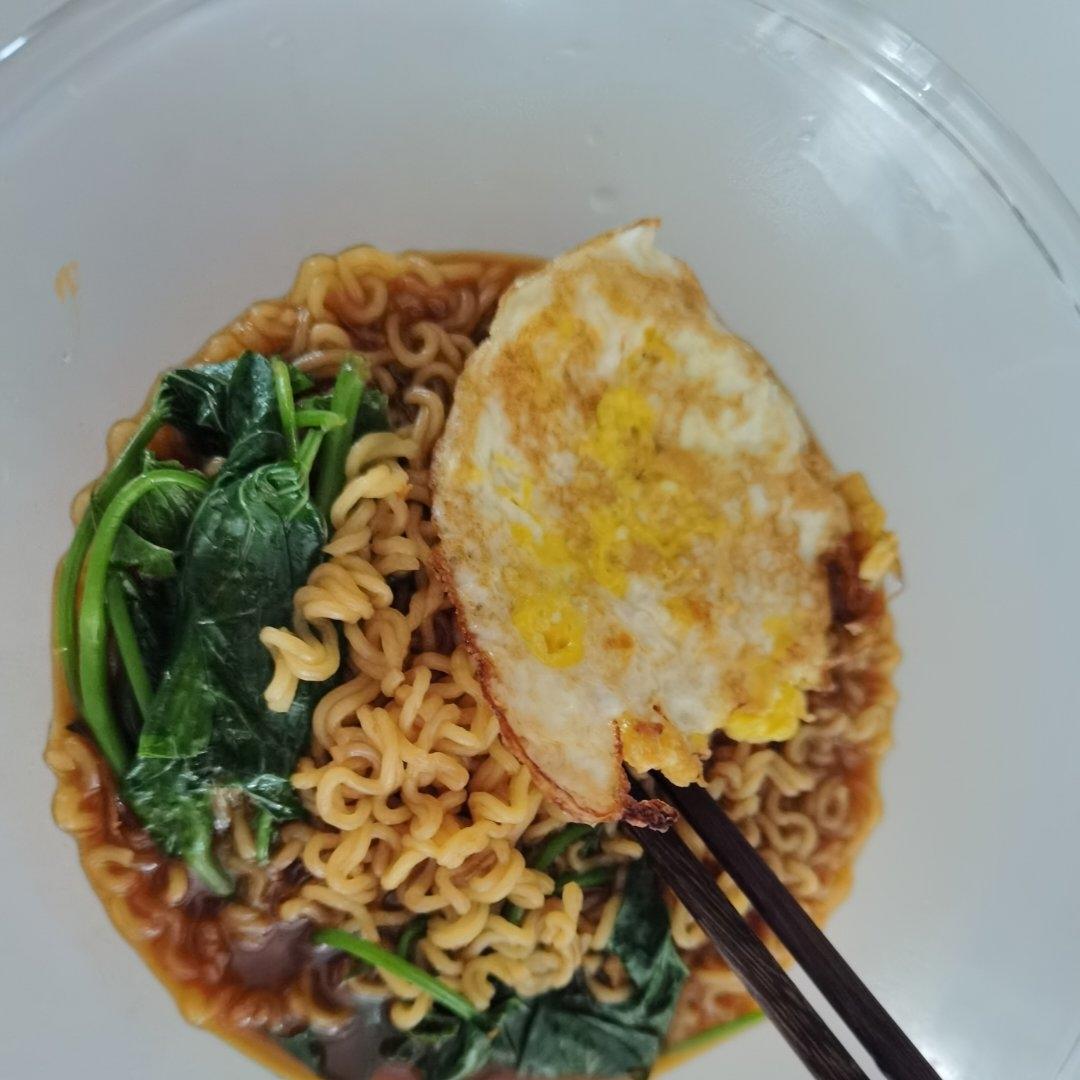 🥢荷包蛋焖面｜🍳汤汁浓郁入味｜懒人必会🉑️