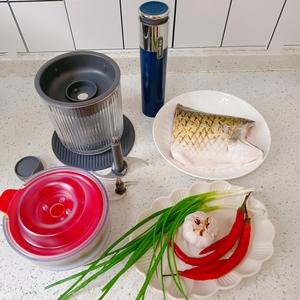 辣椒蒜蓉蒸鱼块丨东菱佐料机的做法 步骤1
