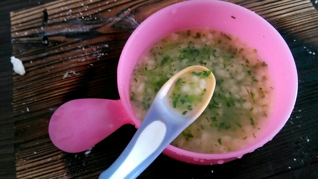 宝宝辅食之小米疙瘩汤的做法