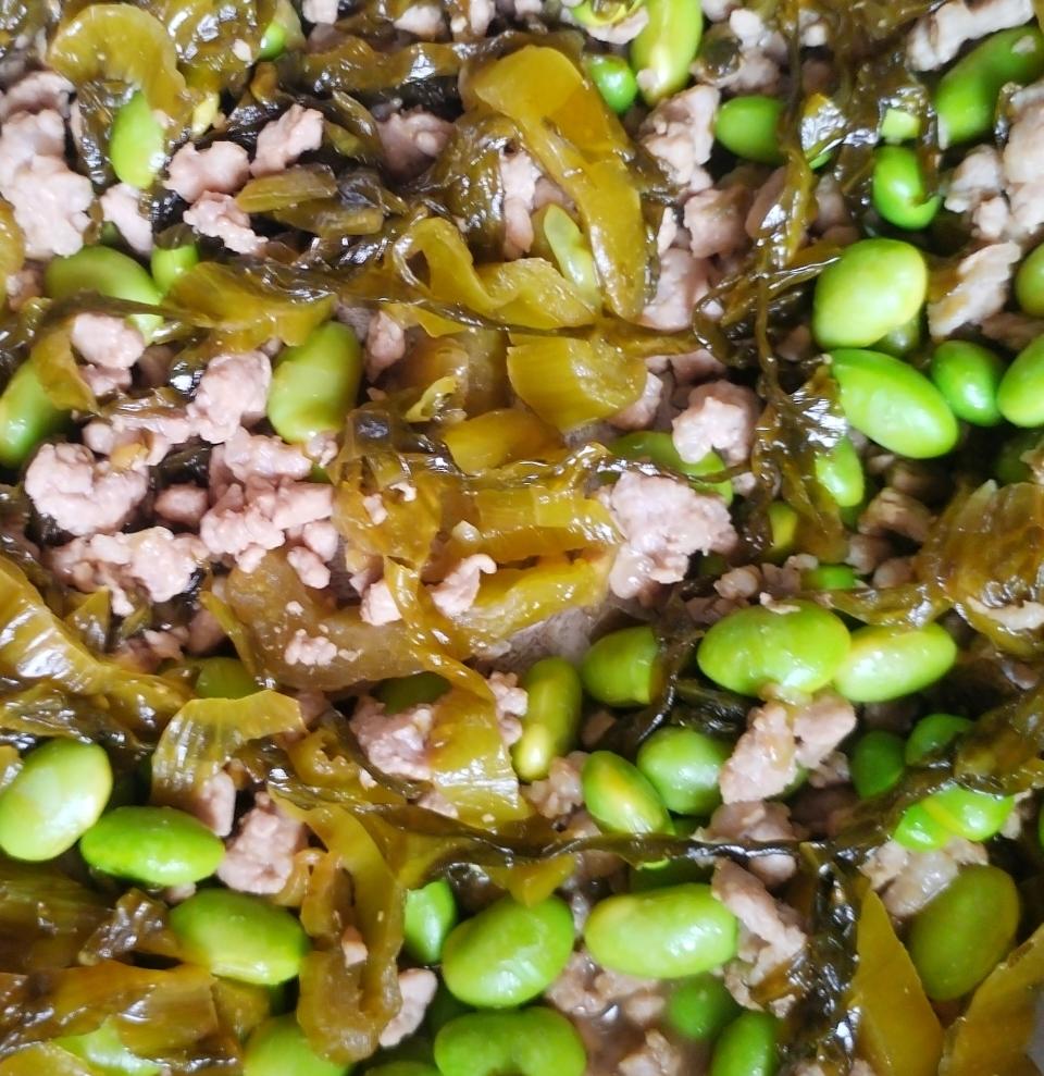 肉末酸菜炒毛豆