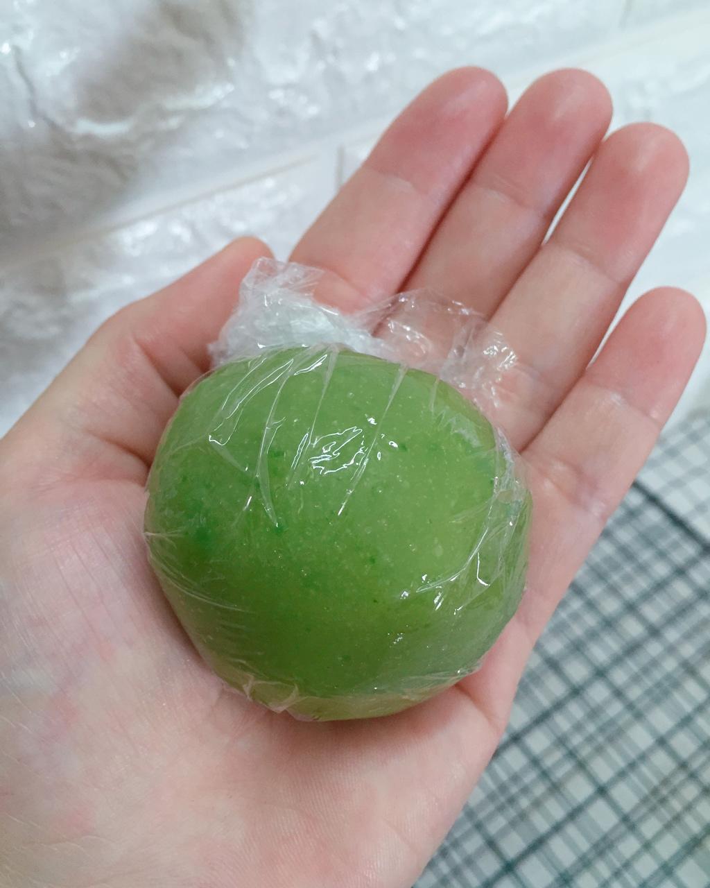 网红青团～～咸蛋黄肉松青团