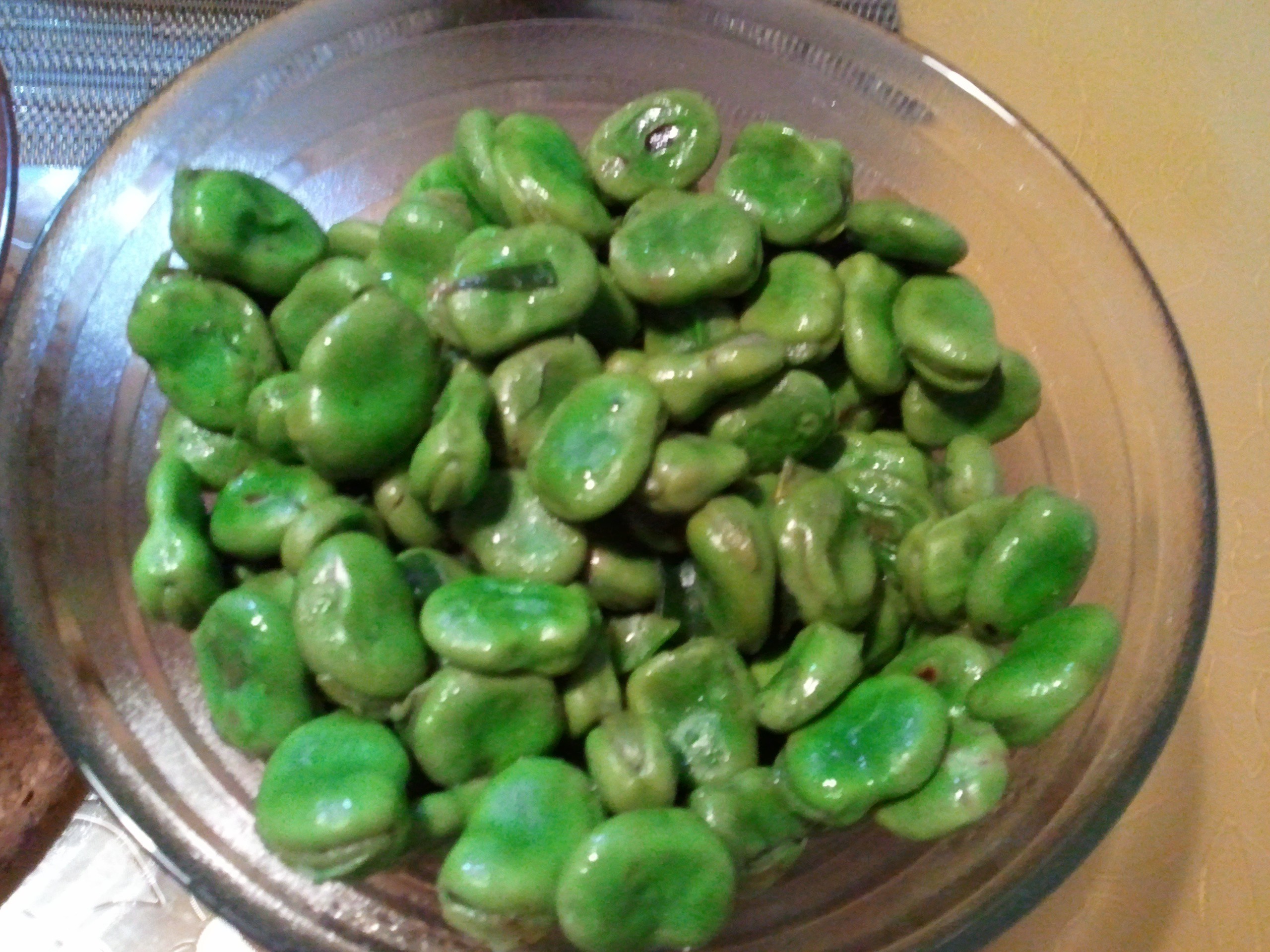 葱炒蚕豆