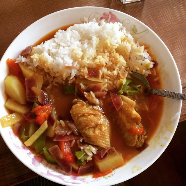 咖喱鸡肉饭