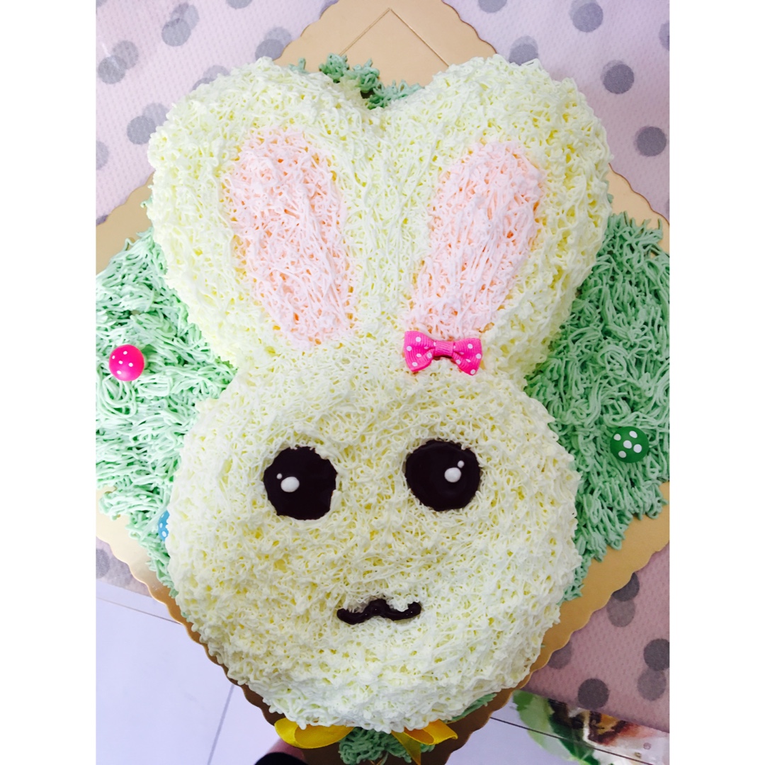 小兔子奶油蛋糕