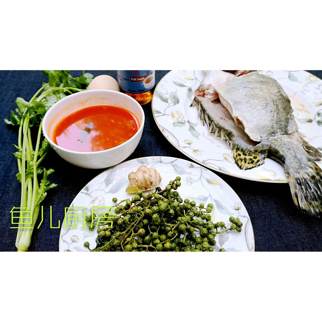 藤椒泡菜汁淋鳜鱼──《鱼儿厨房》2018年夜饭