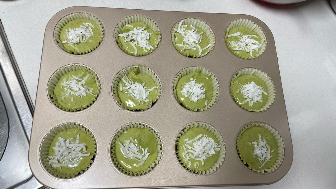 纸杯蛋糕 8寸戚风蛋糕的量