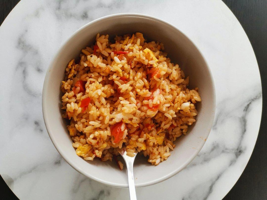 贵州特色糟辣椒蛋炒饭