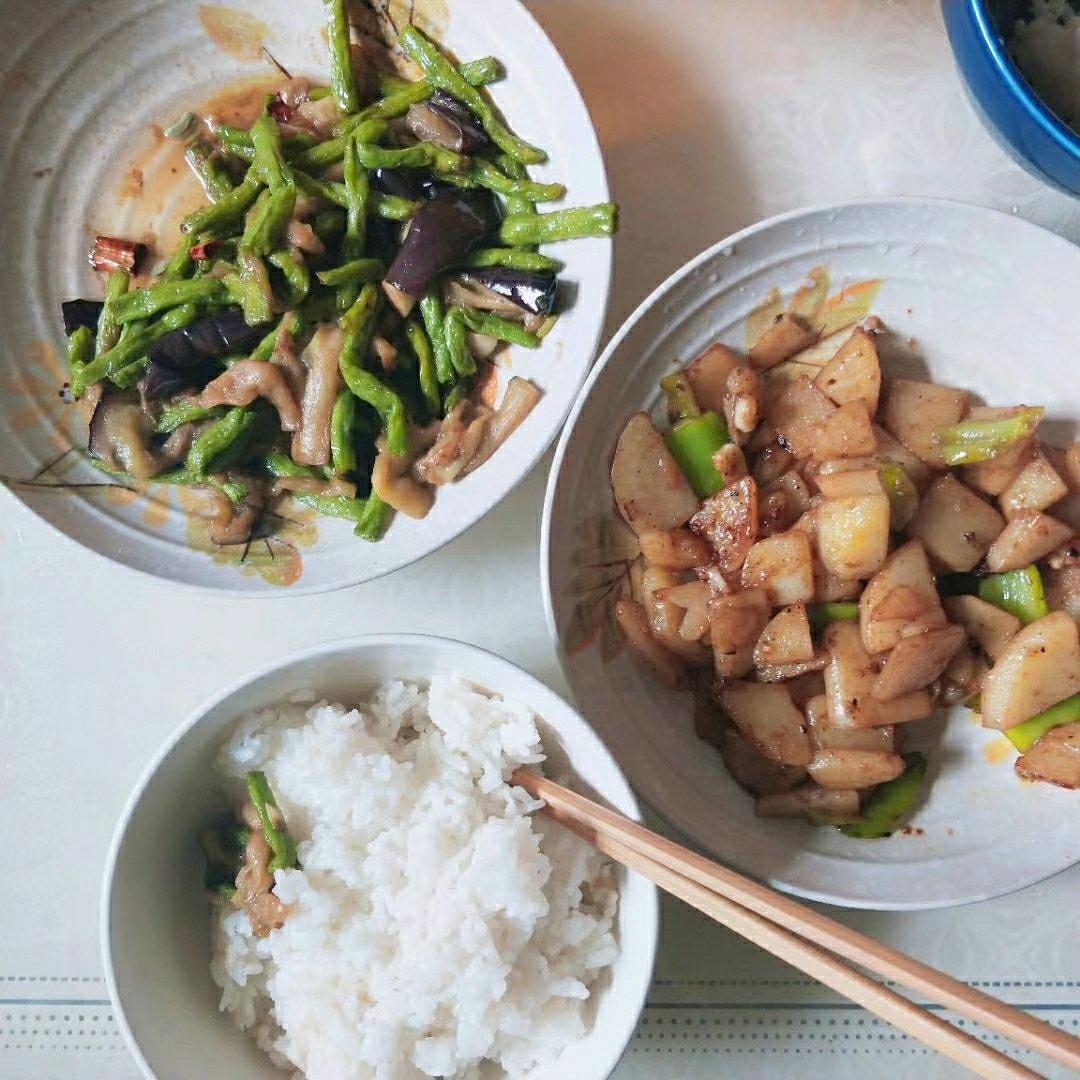 青椒土豆，素菜也可以香香的