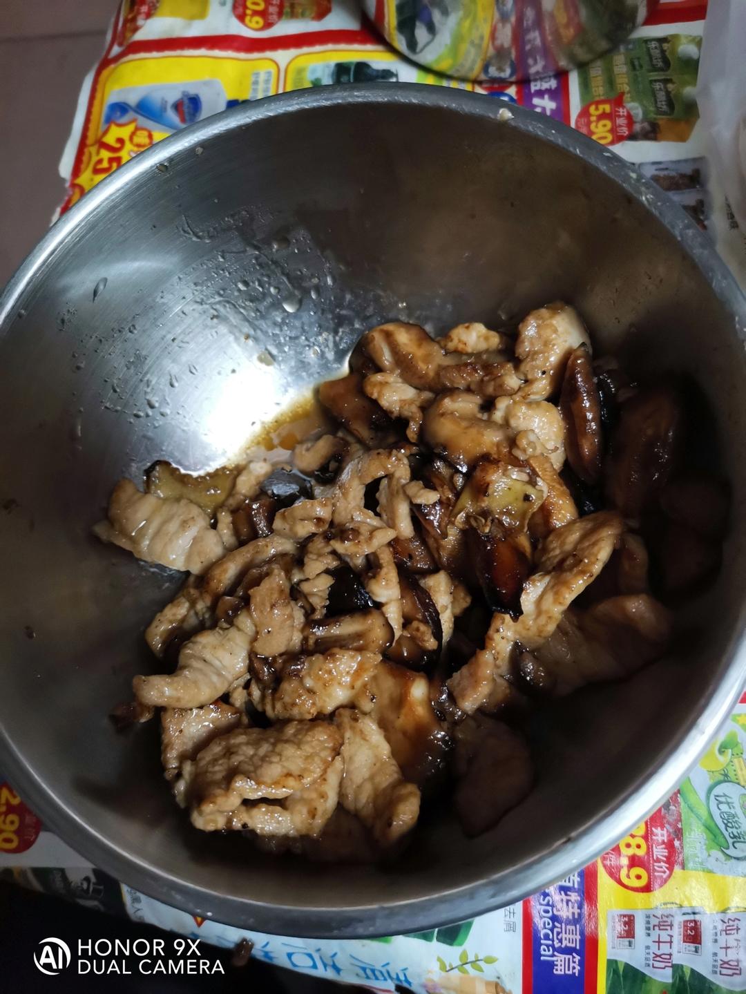 香菇炒肉