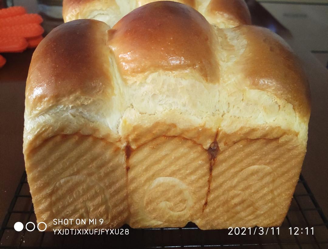 纯奶手撕吐司的做法 步骤1