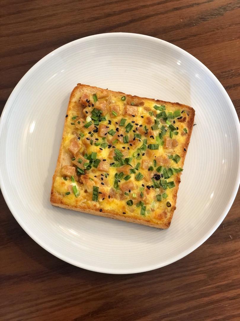 真的好好吃❗️芝士火腿葱香岩烧吐司🍞