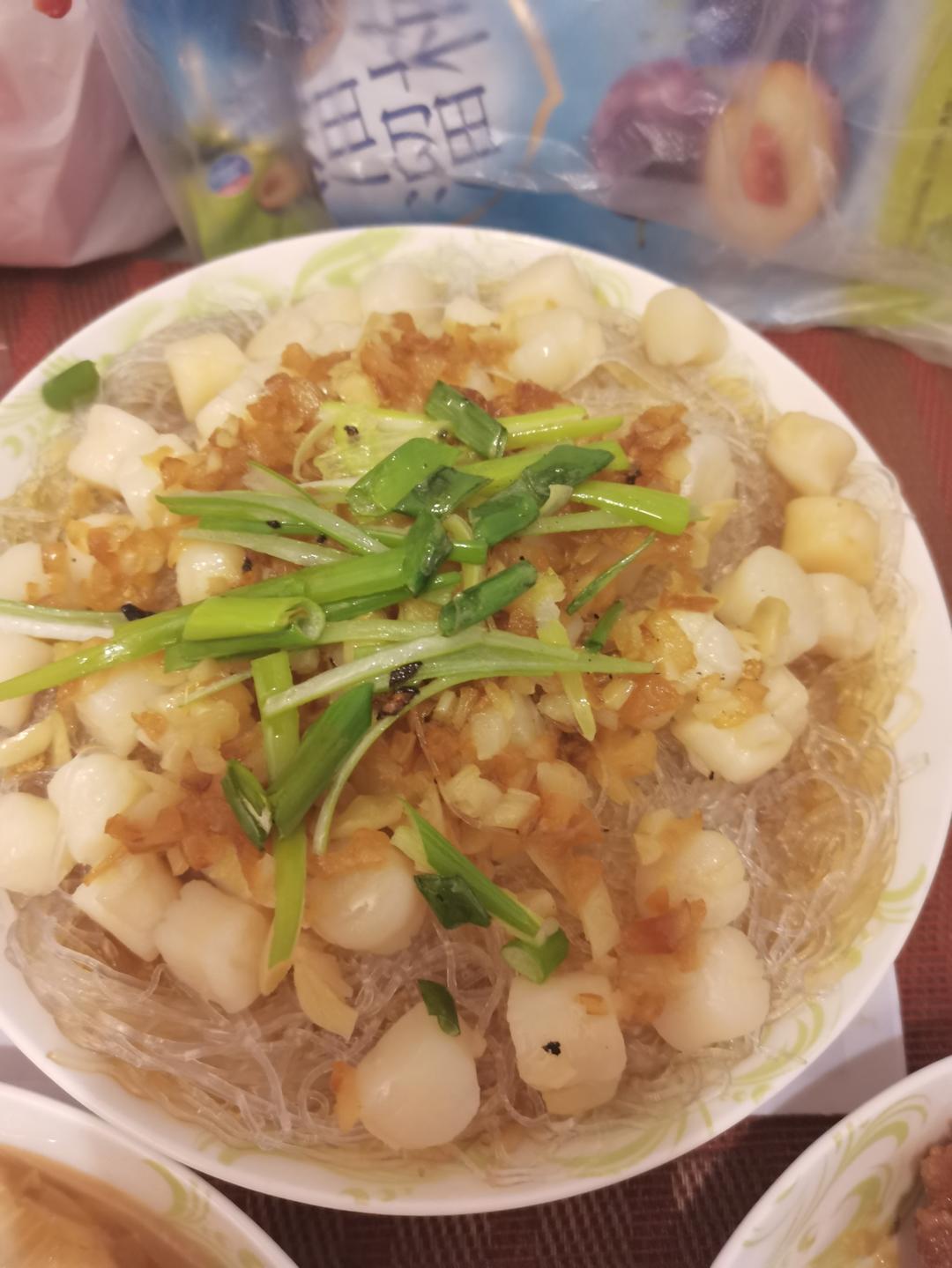 蒜蓉粉丝蒸扇贝柱