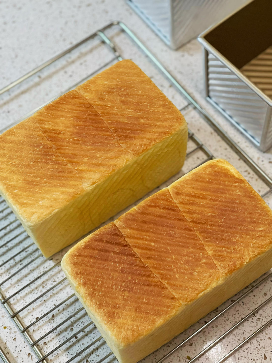 面包柔软不干的秘诀-万能中种法甜面团