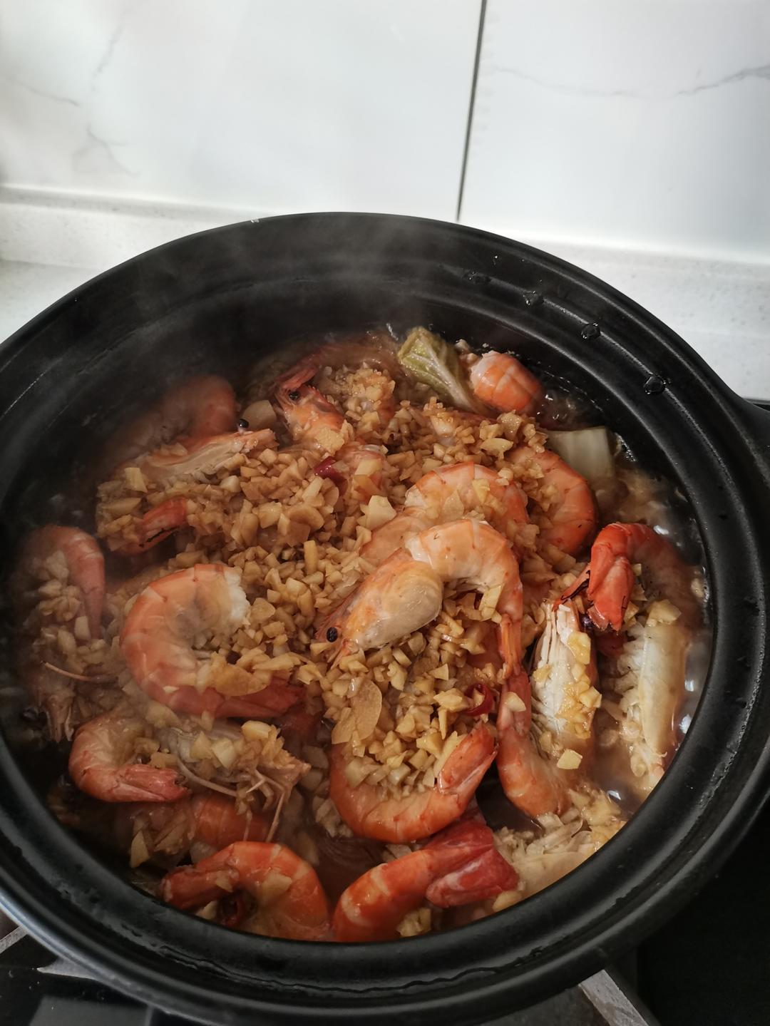 蒜蓉粉丝虾煲